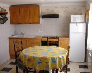 ANTIBES 06 2P RDJ Villa Ideal pour couple avec enfants