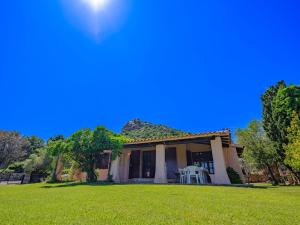 Sardinia Family Villas - Villa Ilda with direct access to the sea