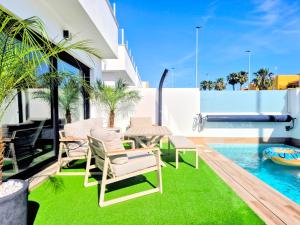 CasaBlanca- Private Heated Pool