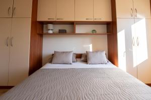 Apartment Adriatic Opal with terrace and private parking