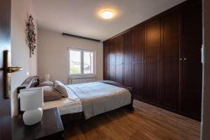 Apartment Adriatic Opal with terrace and private parking