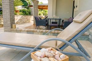 Villa Nirvana - Sea View Maisonette in Roda, Offering Tranquility and Comfort on the Enchanting Northern Coast of Corfu