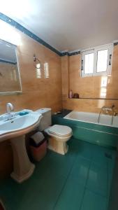 Eclectic 104 sqm Home,3 to the beach 15 to Old Port