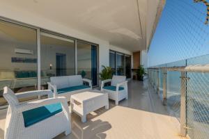 Luxury Ocean View Retreat Pool Jacuzzi & Beach