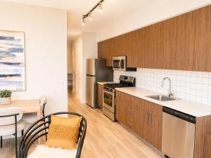 Charming Sidney 1BR Near Waterfront & Downtown