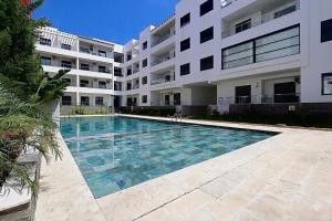 Minimalist Pearl - Pool View - Netflix - Garage