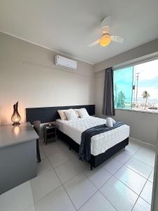 Em Frente a Praia 2 quartos Posto 4 AA3150-202