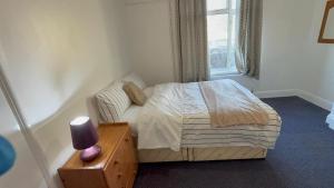 3 Cliff road ipswich IP3 0AT