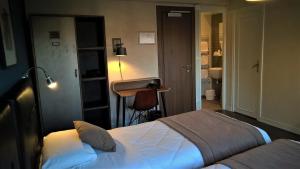 Hotels Hotel Des Cedres : photos des chambres