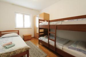 Apartments with parking space Zambratija, Umag - 27170