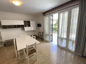 Holiday home with garden close to the beach