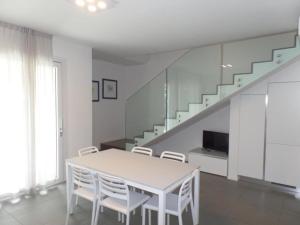 Bright family villa with garden close to the sea