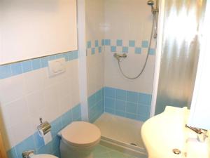 Comfortable stay 80m from the beach