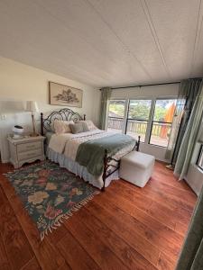 Rustic Riverfront Cabin