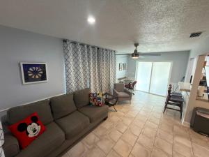 Cozy 1BR Just 2 Miles from LEGOLAND