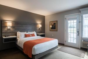 Amsterdam Inn & Suites, an Ascend Collection Hotel