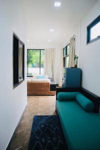 Thalang Home