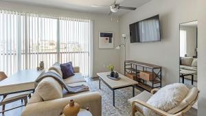 Landing Apartments - Lofts at Sylvan Thirty