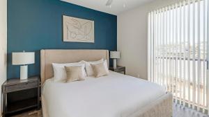 Landing Apartments - Lofts at Sylvan Thirty