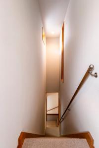 Villa West Hills, Japanese-Style Villa with a Garden, Up to 8 Guests, Parking Free, BBQ Available