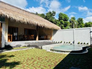 Alone Villa
