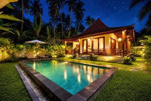 Ubud Forest Villa with Private Pool and Kitchen