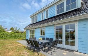 5 Bedroom Gorgeous Home In Noordwijk