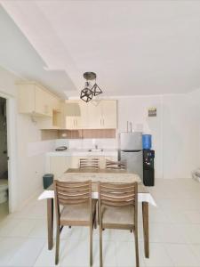 newtown near, 3 rooms, 2-story house, entire house, plain, fast internet, opposite LG Garden