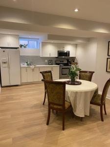 Cozy 2 bedroom Basement Apartment