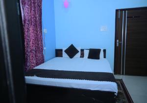 Hotel SR INN