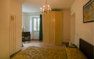 Lovely Apartment In Massa With Wifi