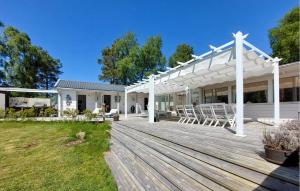 4 Bedroom Amazing Home In Haverdal