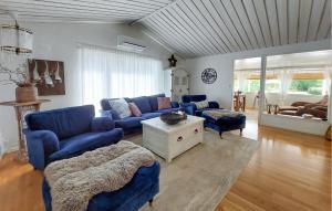 4 Bedroom Amazing Home In Haverdal