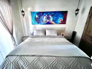 Private House, 1-Min Walk to Beach, Ocean Views
