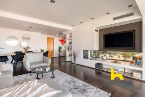 Luxury Sea View Voula Beach & Sunset Apartment