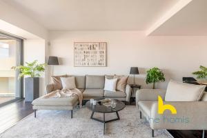 Luxury Sea View Voula Beach & Sunset Apartment