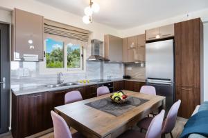 Cataleya - Sea & Sunset View Apartment
