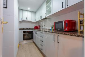 Modern Urban Stay near Barcelona Sants Station
