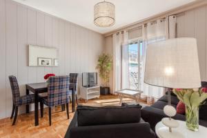 Apartment with terrace for 4