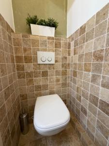 3-bedroom apartment - garden - private pool