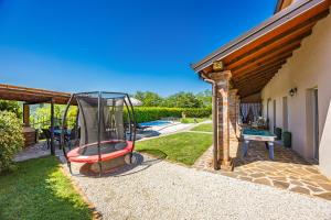 Casa Sara and Sasha near Motovun with private pool - pet friendly truffle paradise