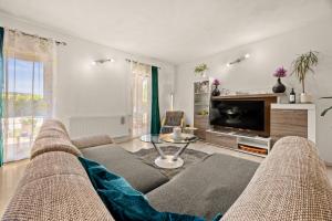 Casa Sara and Sasha near Motovun with private pool - pet friendly truffle paradise