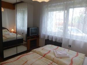 Oleander Holiday House