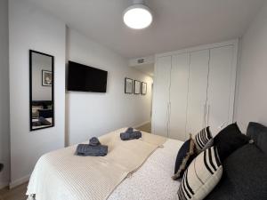 Modern and luxurious apartment in Nueva Andalucia - JARDINES DE GUADAIZA