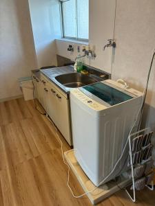 Walking distance to Shinsaibashi house with two beds