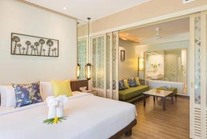 Katathani Phuket Beach Resort - SHA Extra Plus