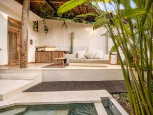 Serene 1BR Villa 800 to Echo Beach, with Pool