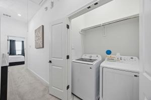Melanin Luxe GroupStay Mins to Downtown NRG Sleeps 14