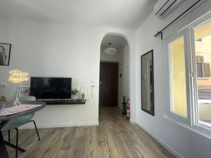 Stylish 1 Bedroom Flat Near Verona Attractions