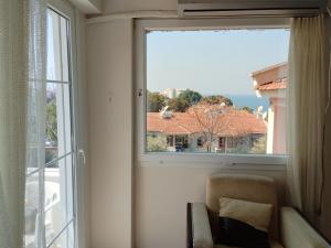 Luxury property with full sea views, only 100 meters from the sea